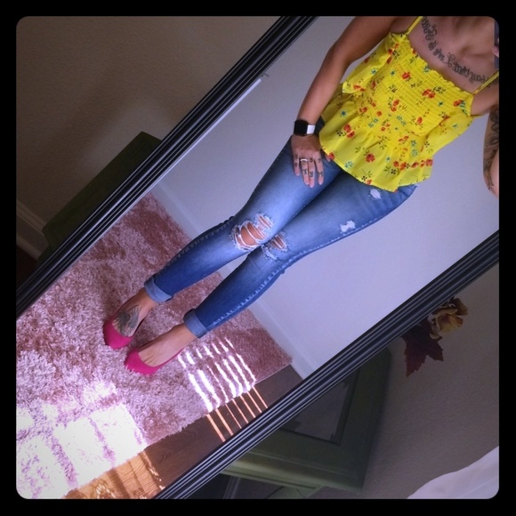 True Destiny | Ruffle Tank - Picture 4 of 4